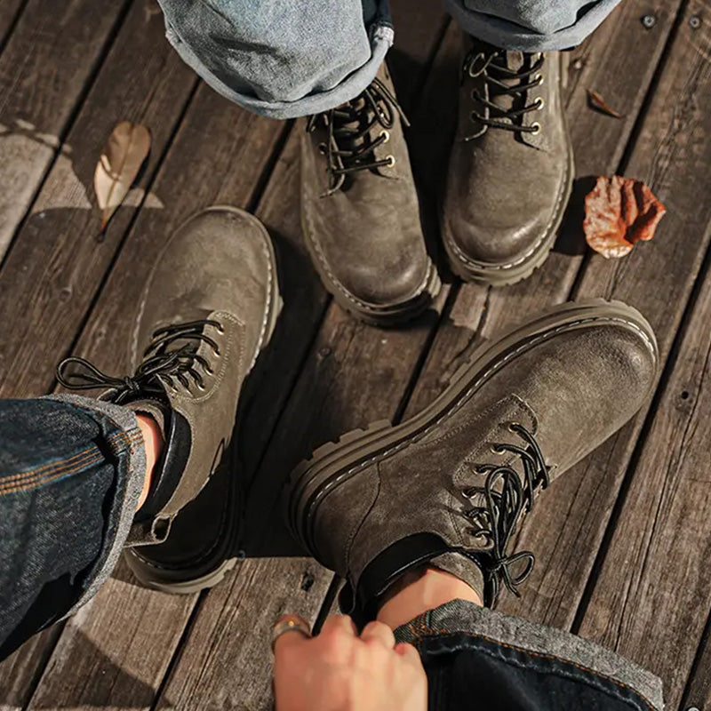 VAAGOON Unisex Classic Martin Work Boots