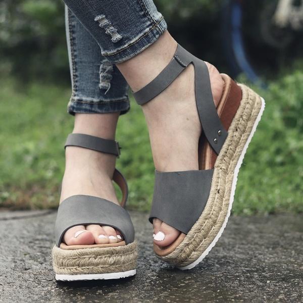 VAAGOON THERAPY SANDAL