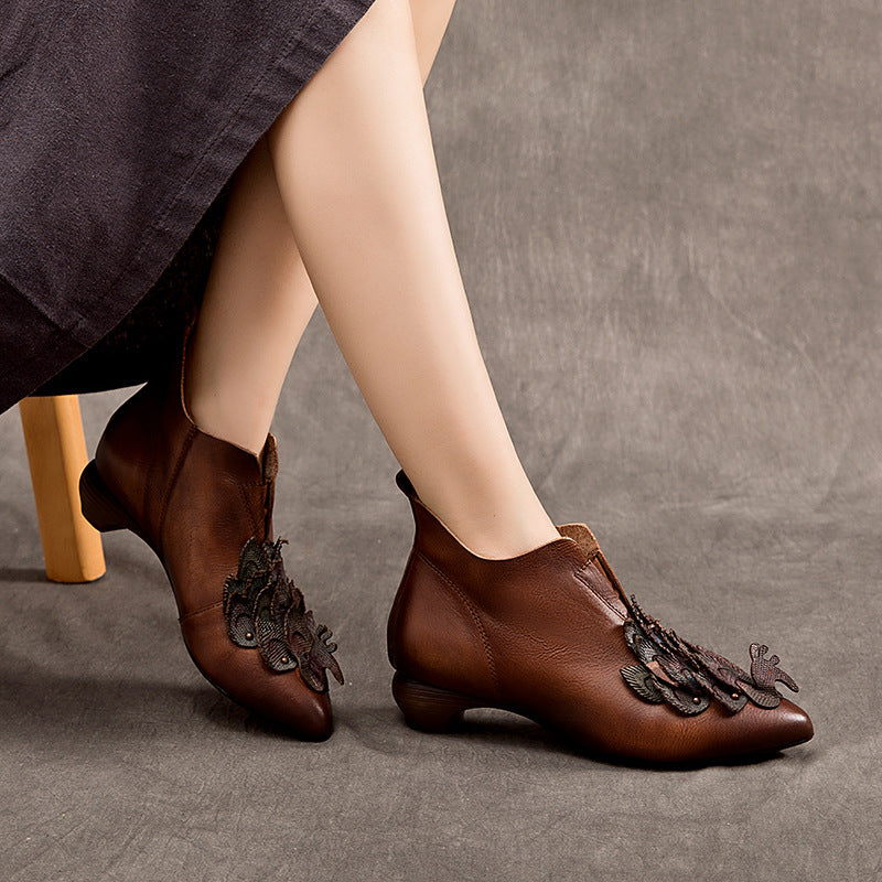 Vaagoon Kyoto Genuine Leather Mid-Heeled Ethnic Shoes