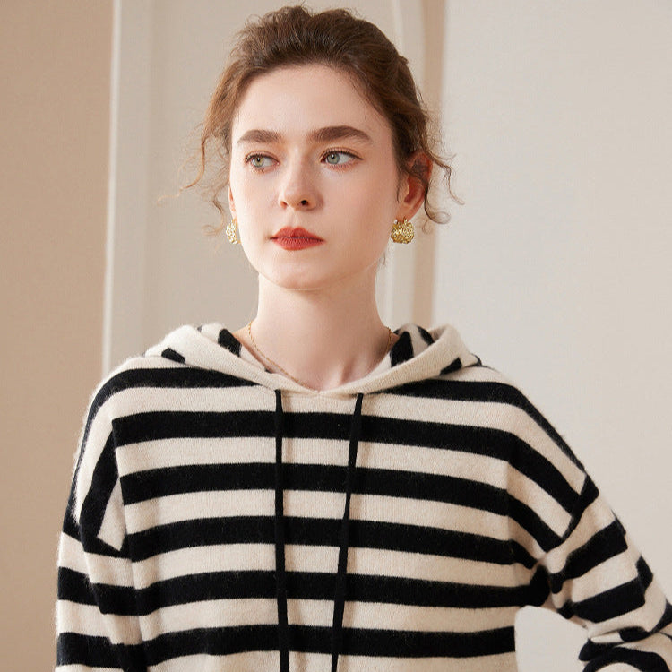 Vaagoon Contrast Harmony Cashmere Hooded Sweater