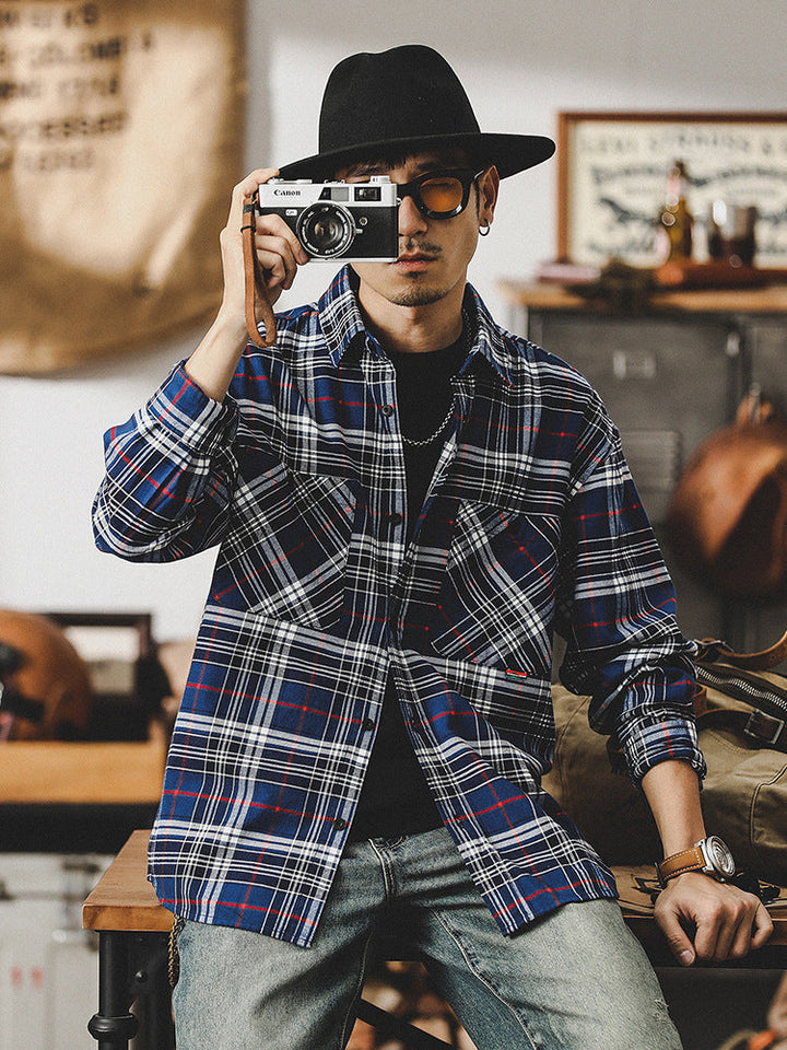 VAAGOON Retro Grid Spirit Shirt