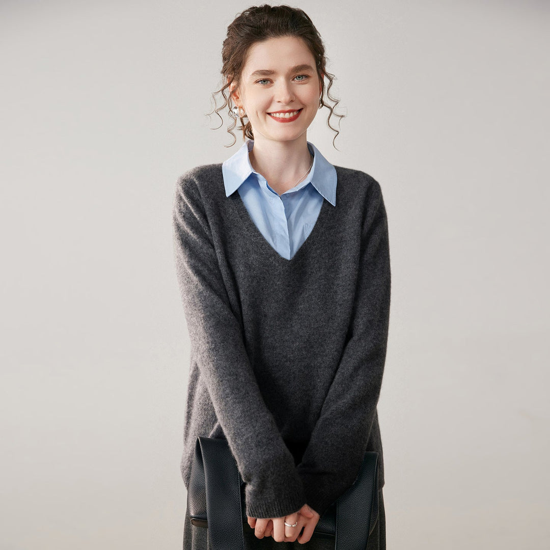 Vaagoon Cashmere V-Neck Kazak