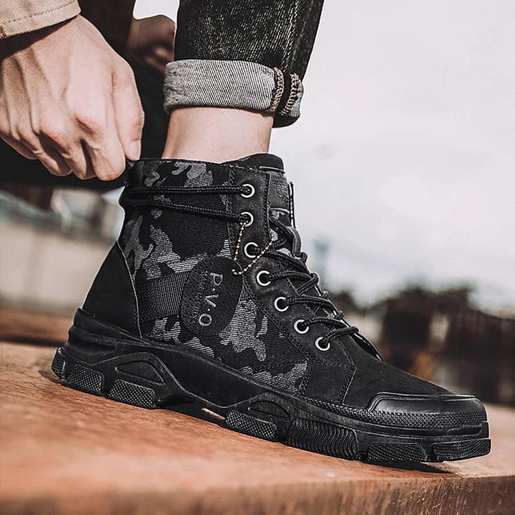 VAAGOON Martin Camo Boot