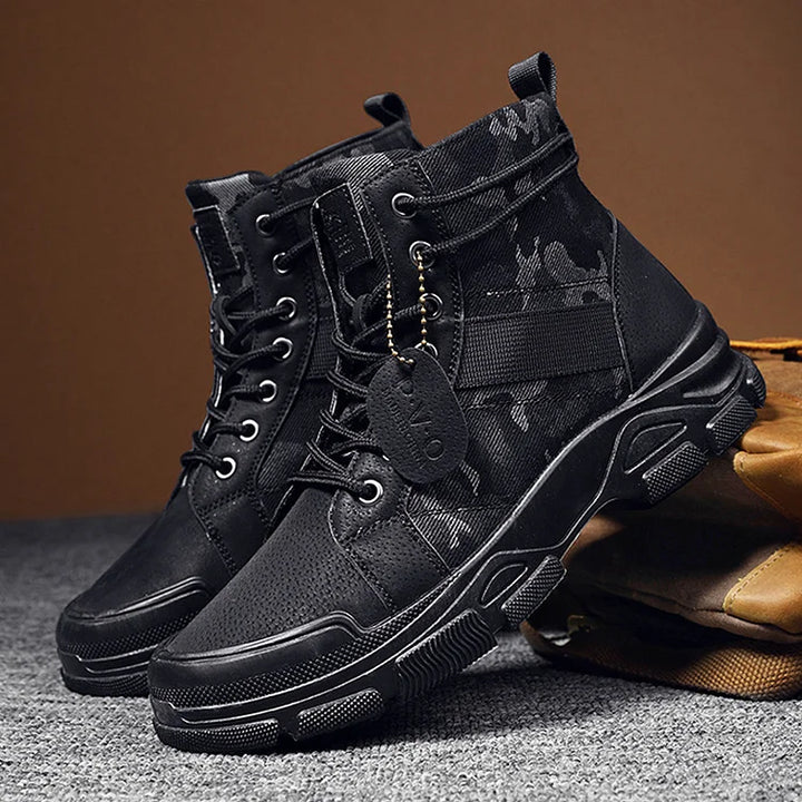 VAAGOON Martin Camo Boot