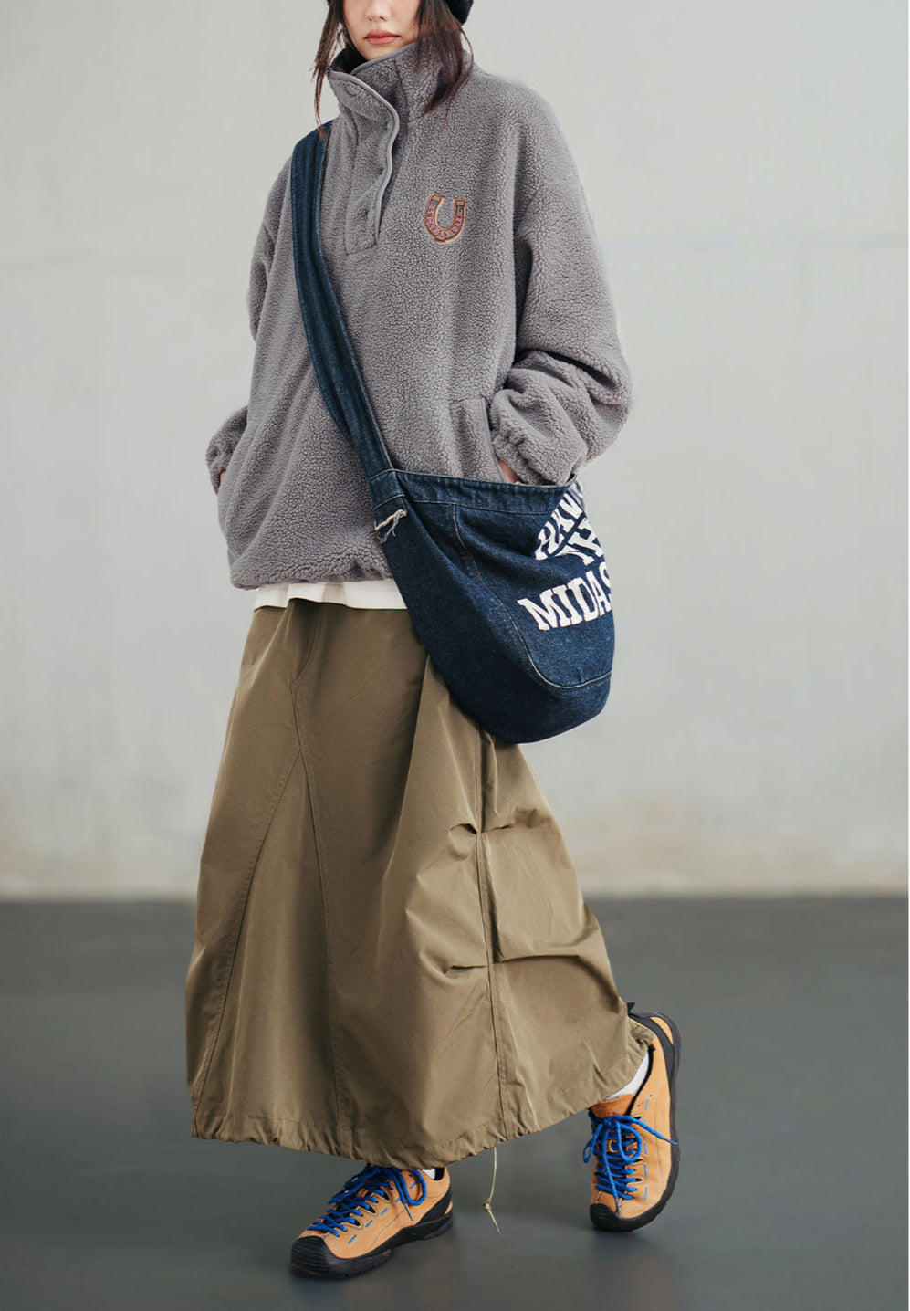 VAAGOON FLEECE SWEATSHIRT