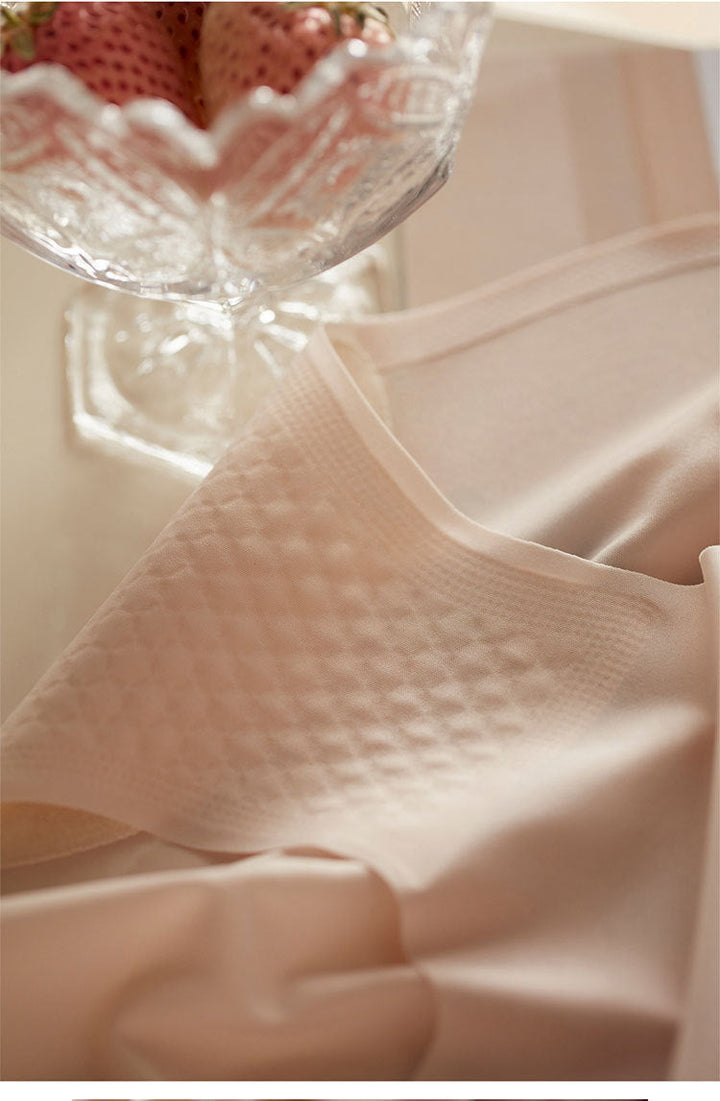 Vaagoon PeachSilk 3D Seamless Briefs