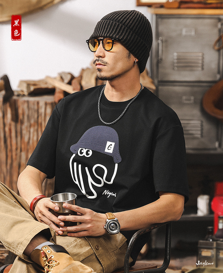 VAAGOON Funky Hat Hands T-Shirt