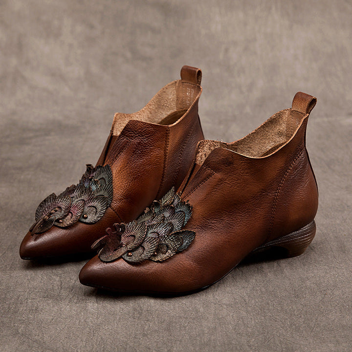 Vaagoon Kyoto Genuine Leather Mid-Heeled Ethnic Shoes