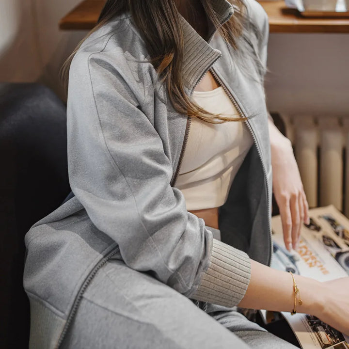 VAAGOON Collared Sweatshirt